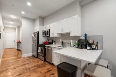 224 Lexington St #3