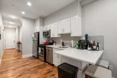 224 Lexington St #3, Boston
