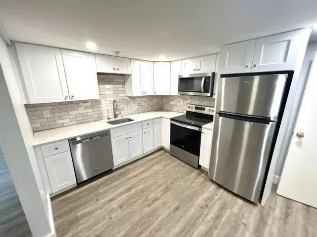 2 Meacham St #7