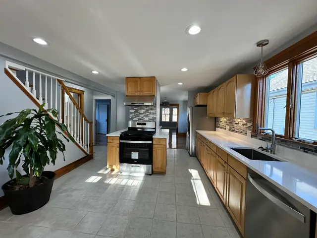 159 Boston Ave #2