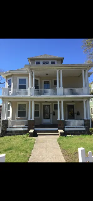 151 Kendrick Ave #2