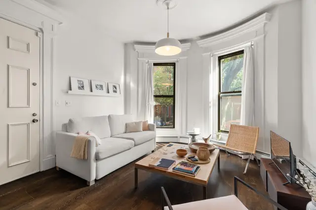 92 W Springfield Street #2