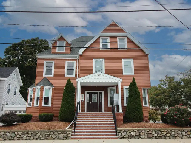 155 Clifton Street