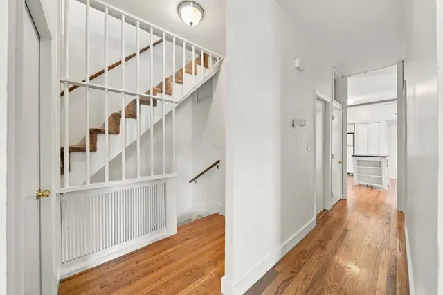 166 Raymond St #166