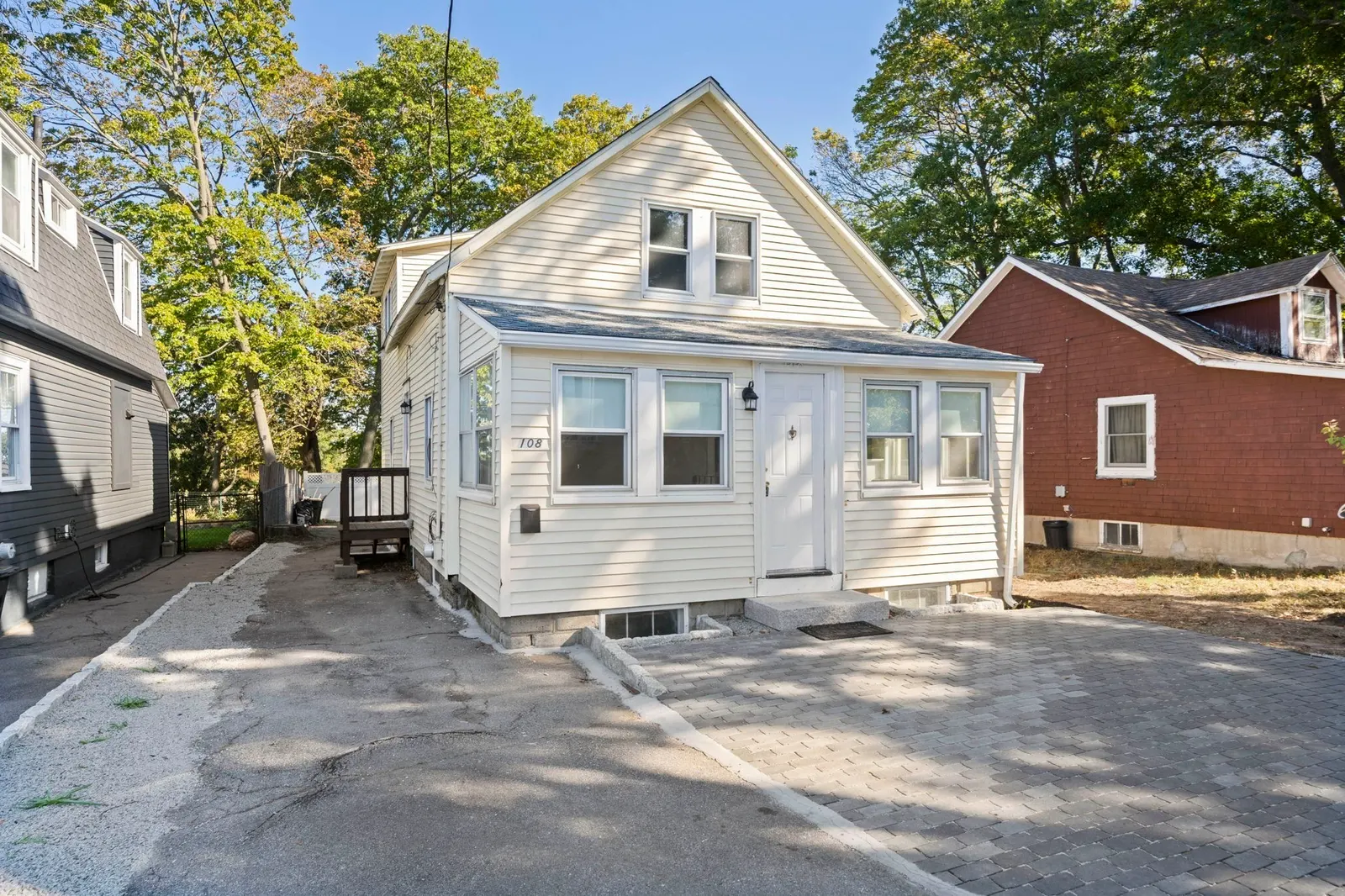 108 Palmer St, Quincy