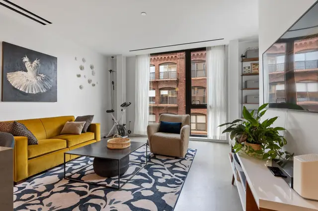 88 Wareham St #401