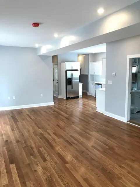 10 Henry Street #2