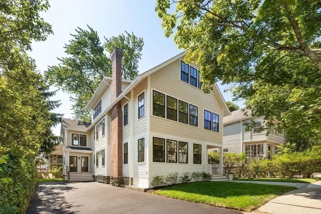48 Mt Vernon St #2