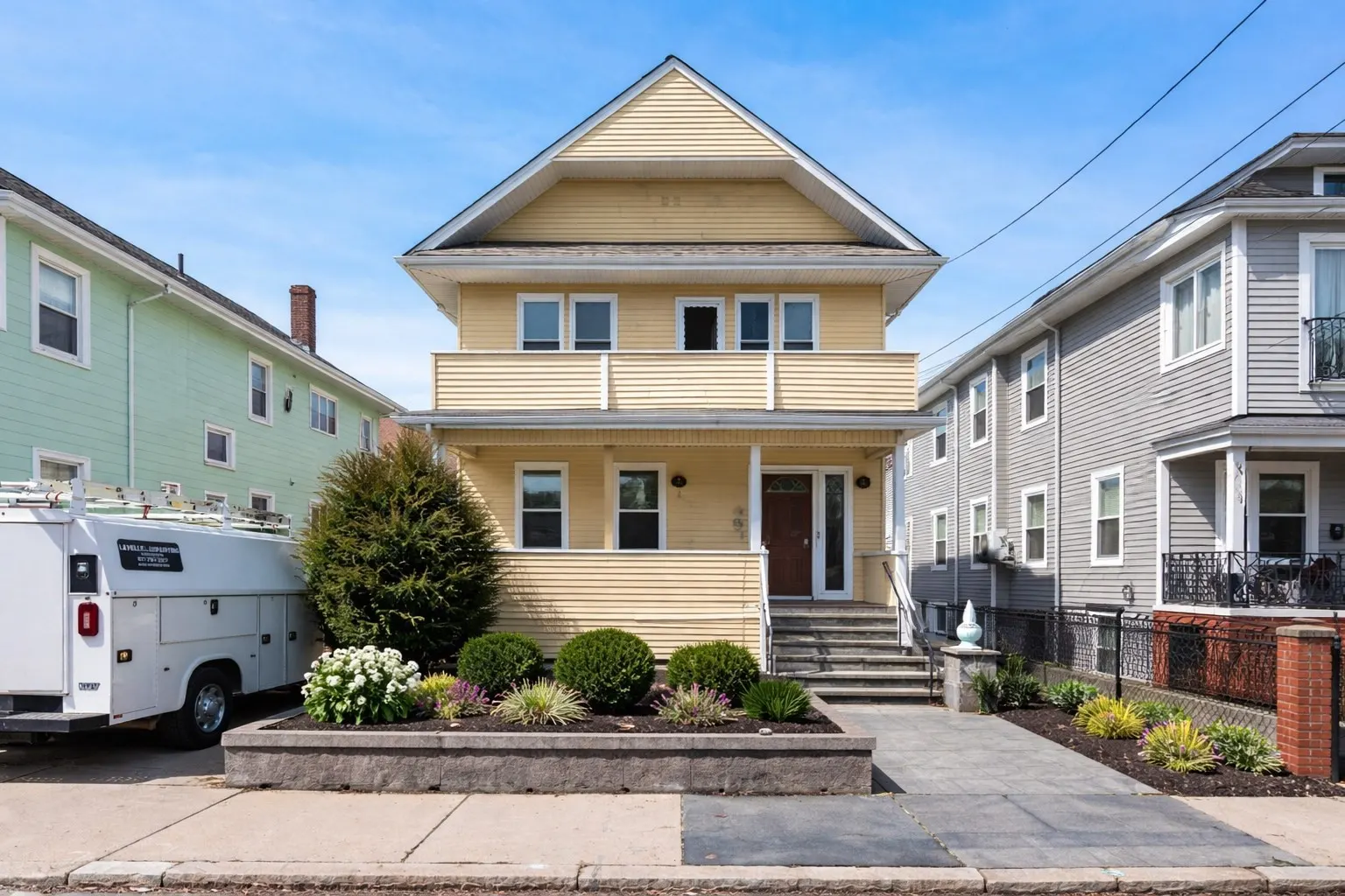 123 Willis Ave, Medford