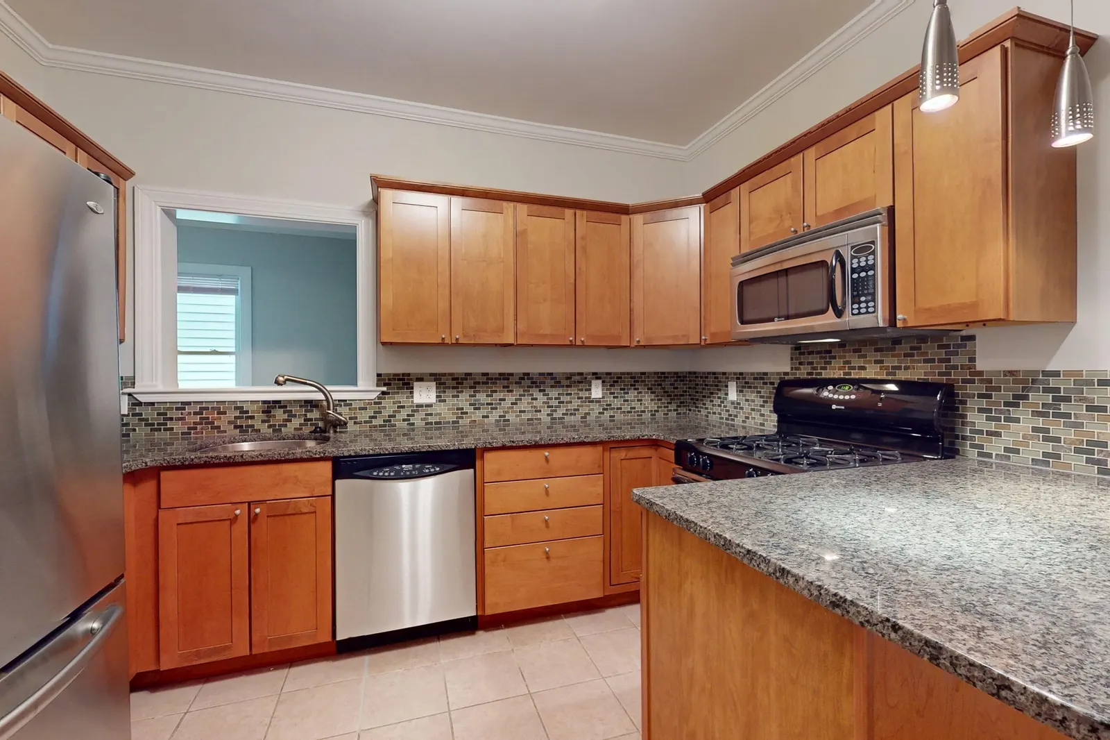 258 W Broadway #6, Boston